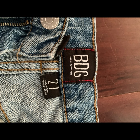 BDG DENIM SHORTS - Picture 2 of 3